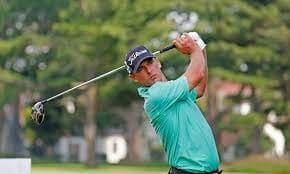 Charles Howell III after his swing